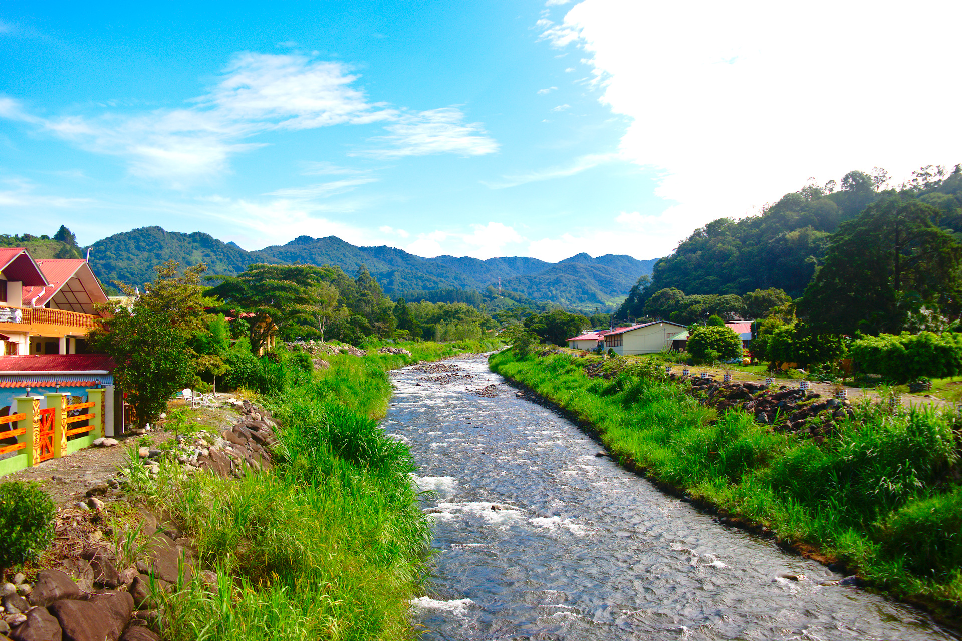 Small river running through Boquete